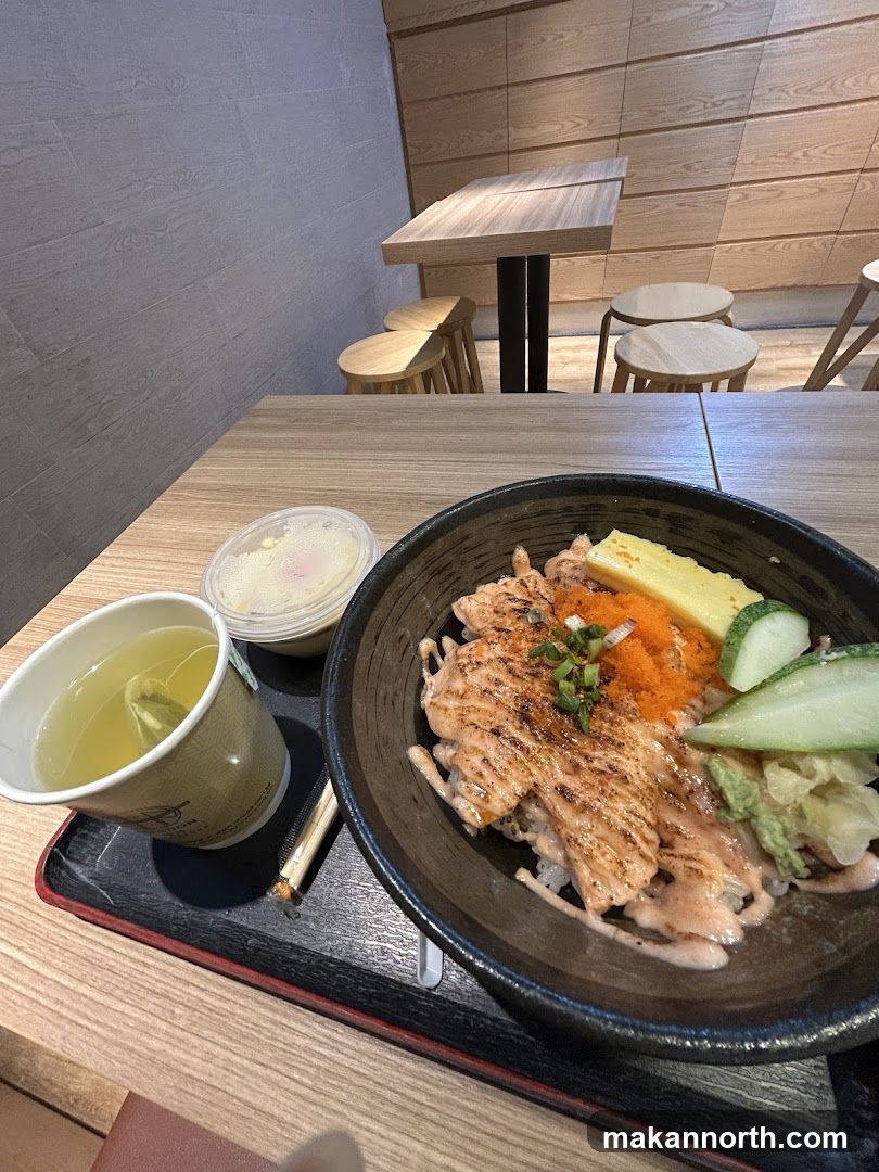 Salmon Donburi with Tea