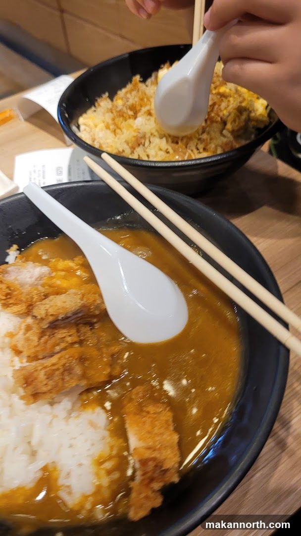 Curry Rice with Fried Chicken