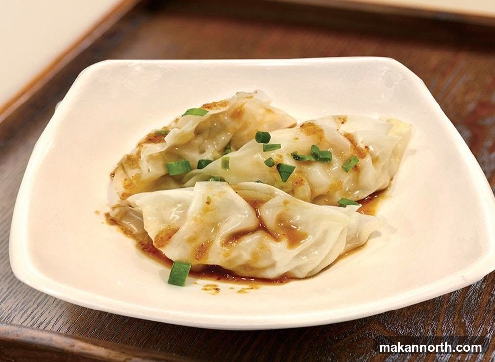 Steamed Dumplings with Garnish
