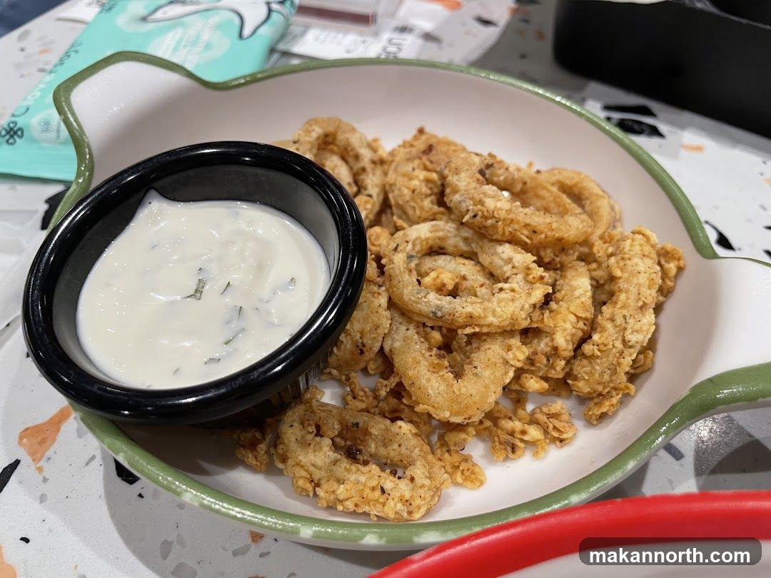 Fried Calamari with Dip