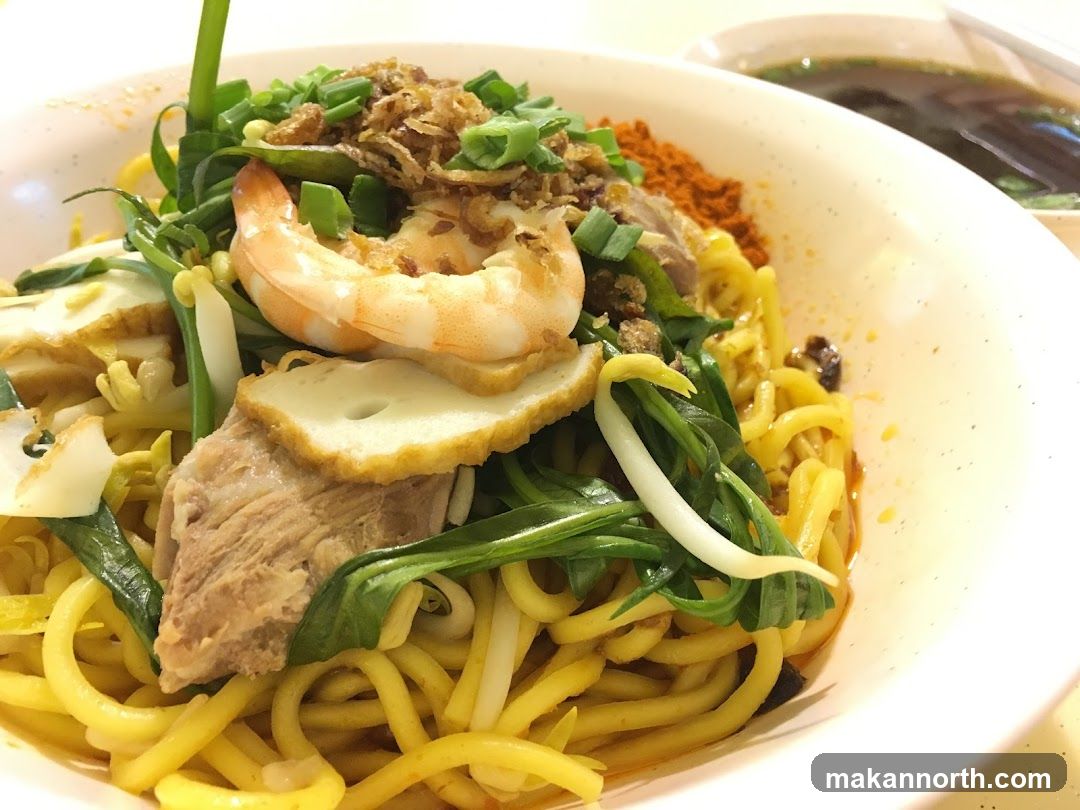 Noodles with Shrimp and Meat