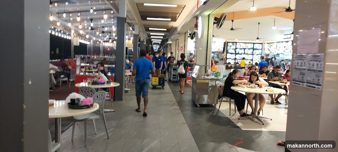 Busy Food Court
