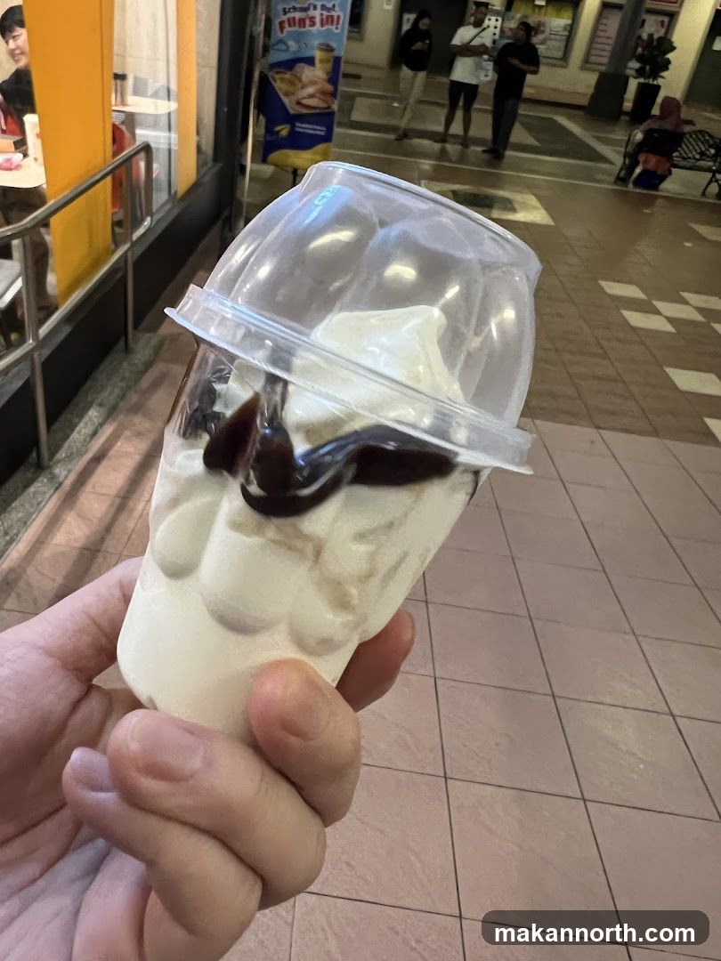 Ice cream sundae