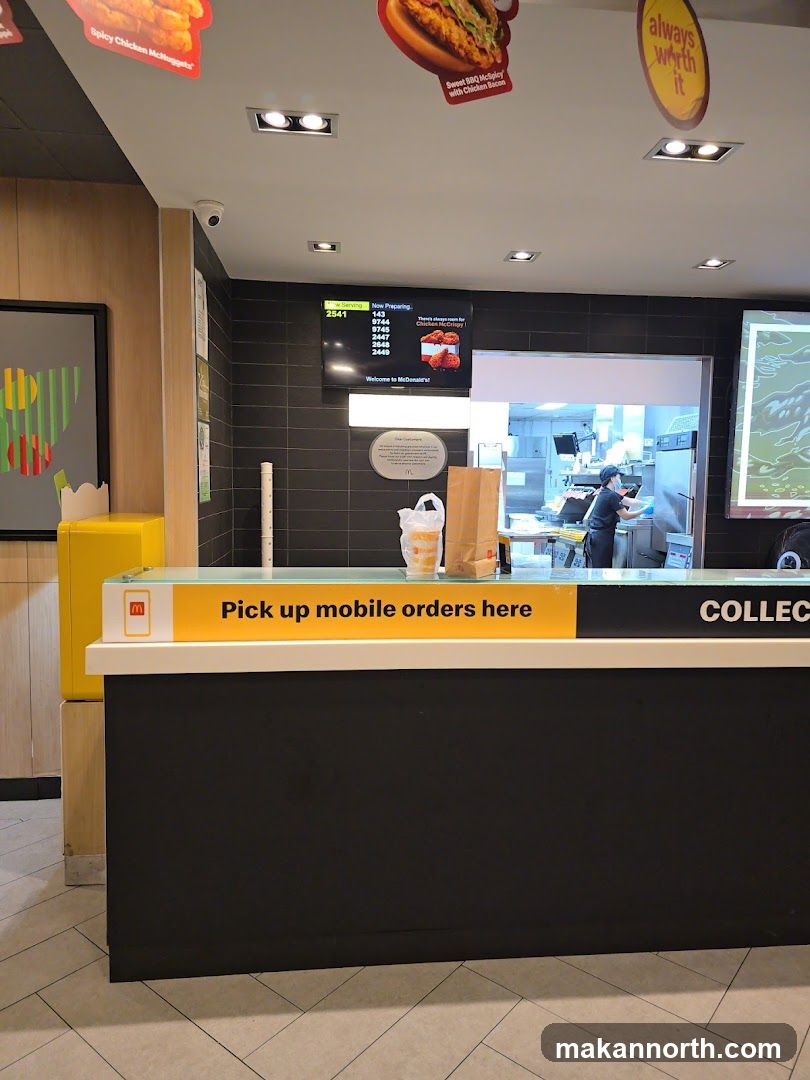 McDonald's Pick-up Counter
