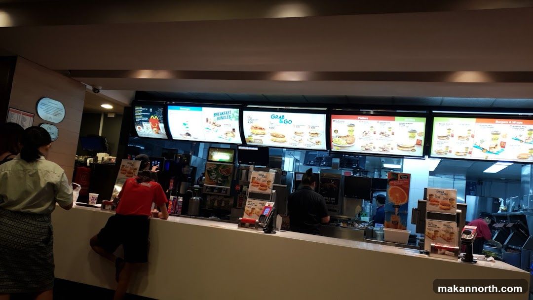 Fast Food Restaurant Counter