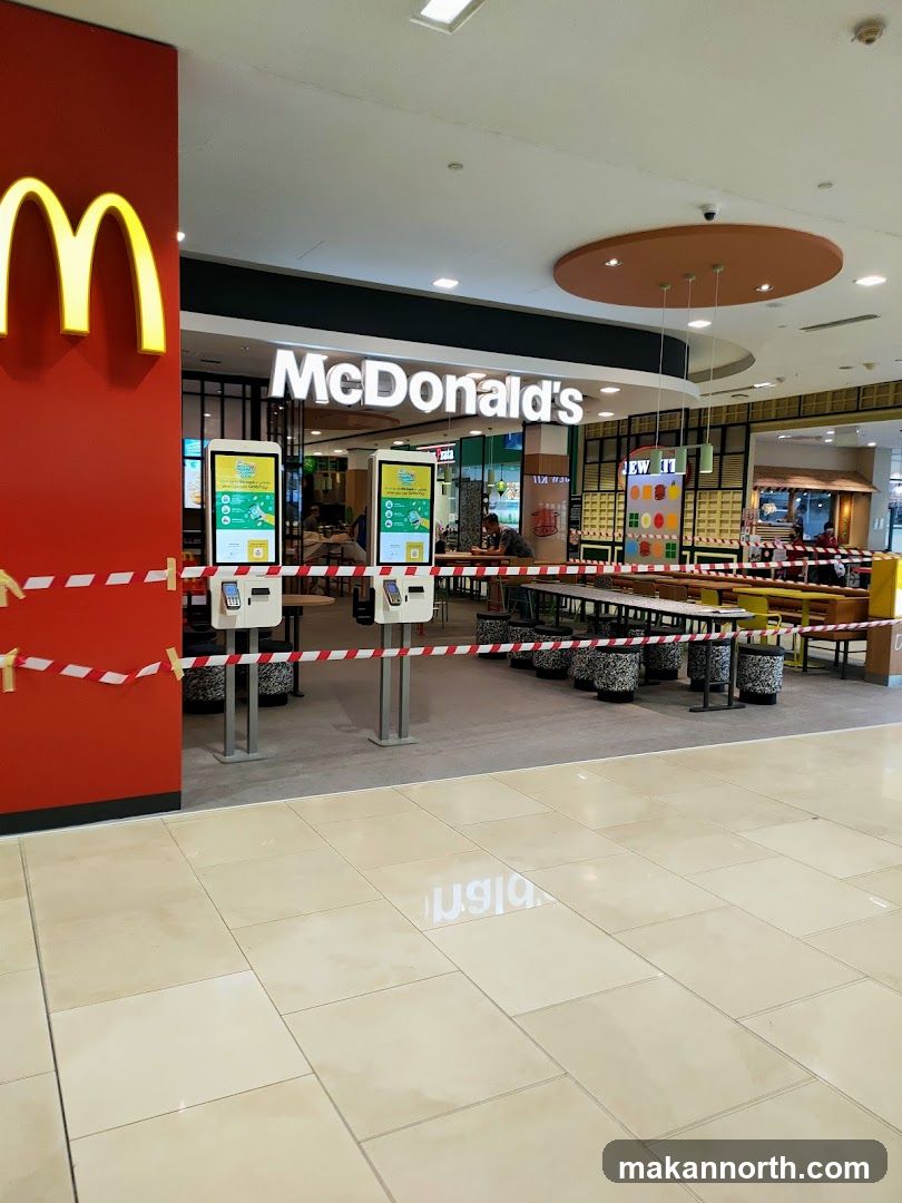 McDonald's Sembawang Shopping Centre