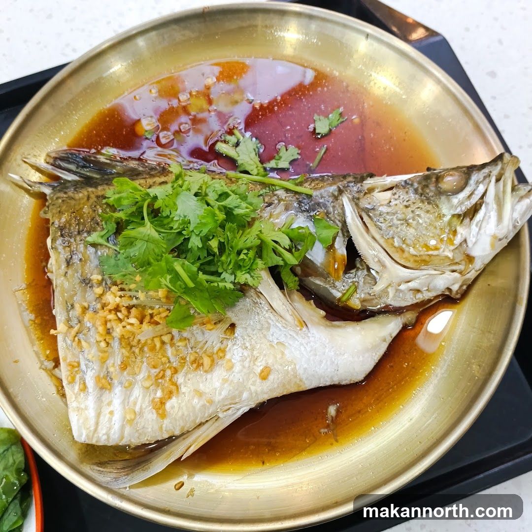 Steamed Fish with Garlic and Cilantro