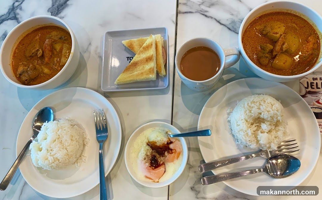Curry Rice and Toast Breakfast