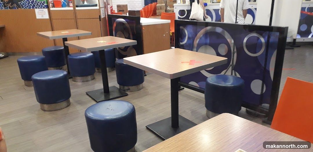 Restaurant Seating Area