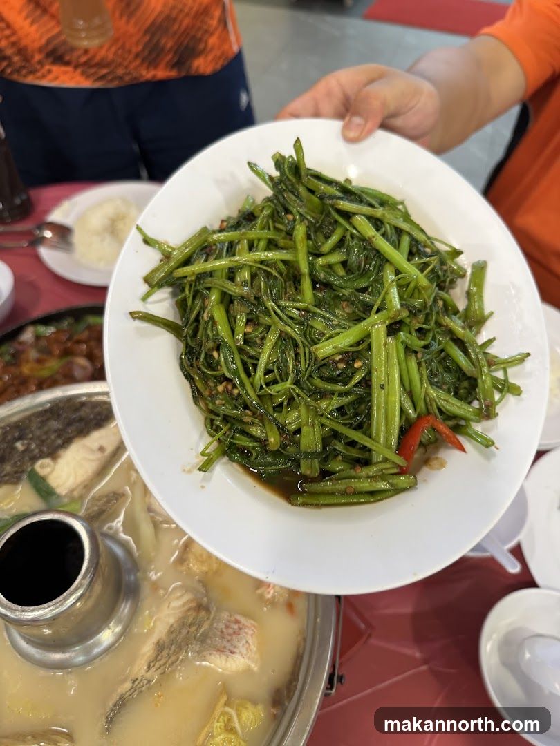 Stir-fried Water Spinach