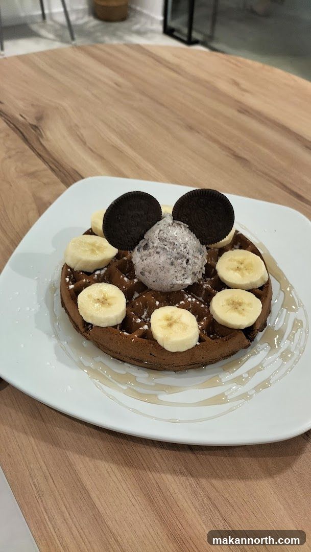 Waffle with Ice Cream and Bananas
