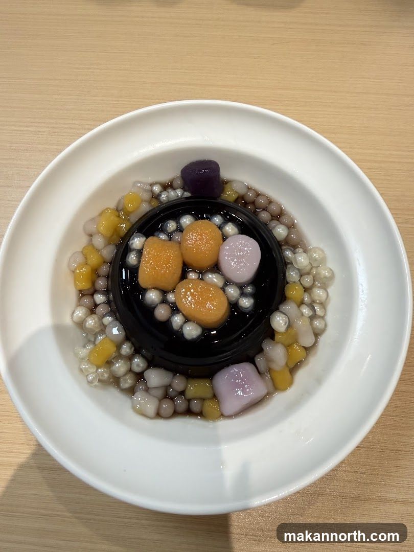 Dessert with Tapioca Pearls and Jelly