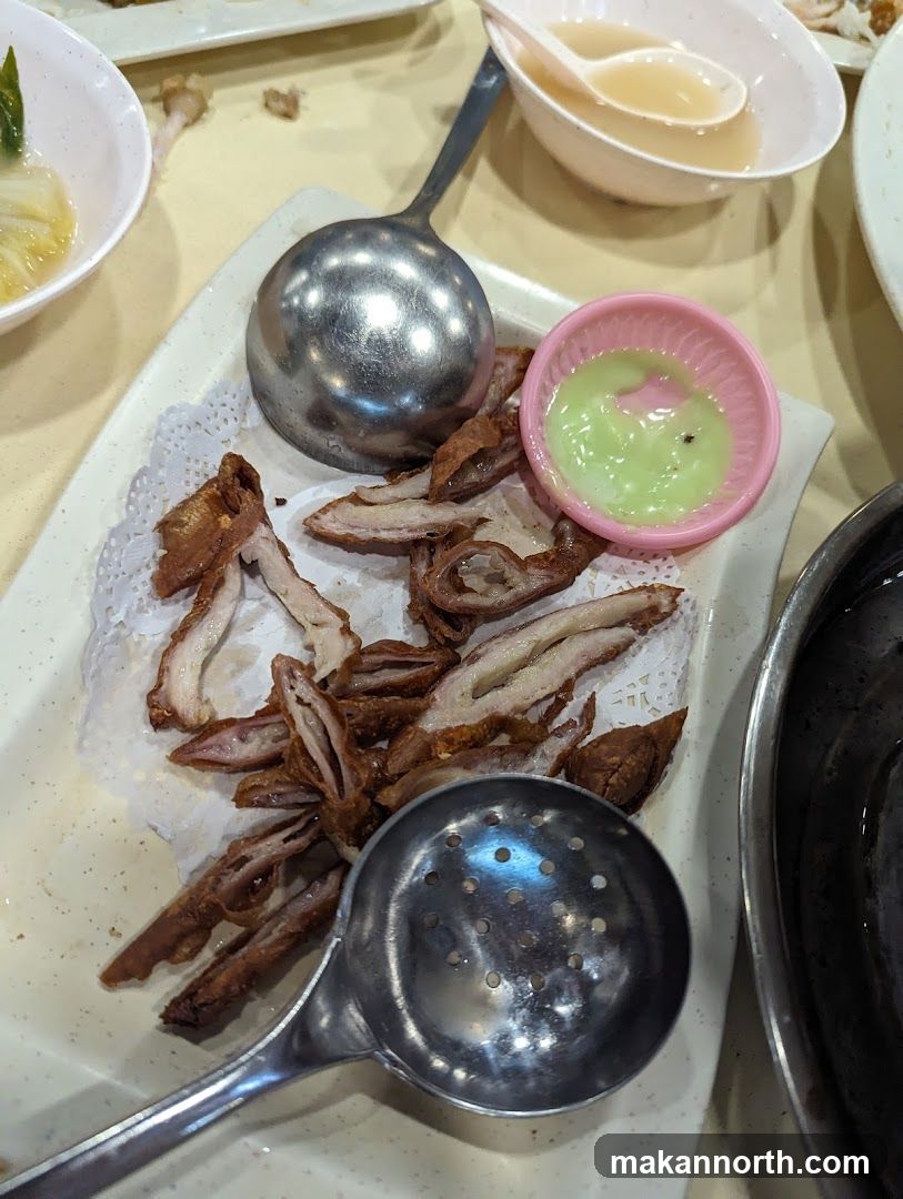 Fried Intestines with Dipping Sauce