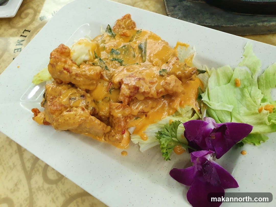 Salted Egg Yolk Fried Chicken