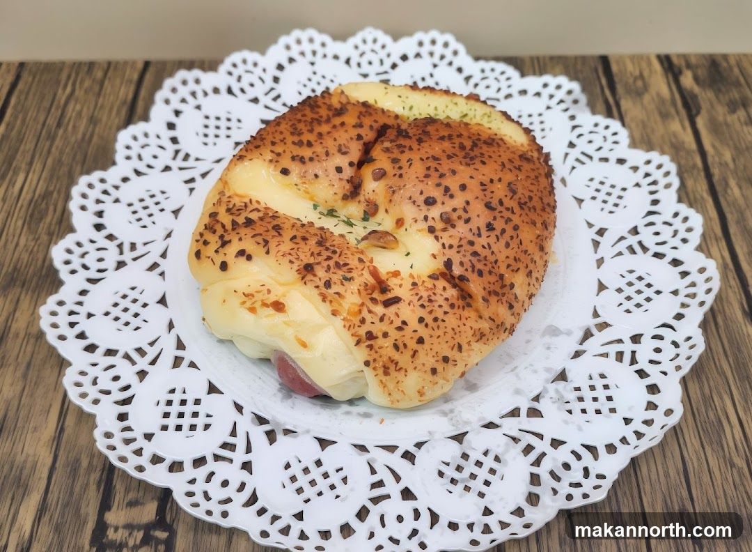 Savory Cheese and Ham Bread