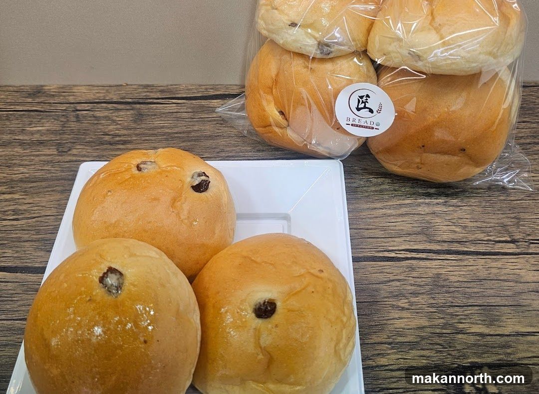 Raisin Buns