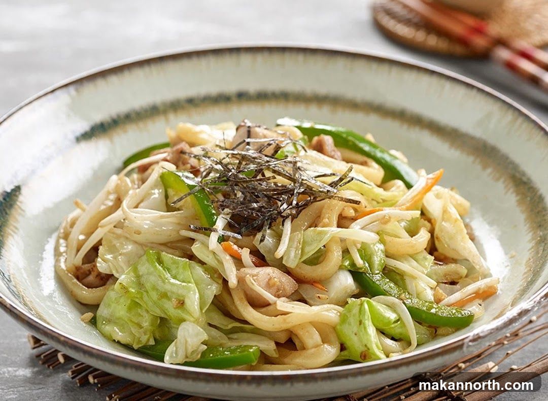 Stir-fried Udon Noodles