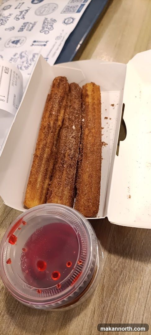 Churros with Dipping Sauce