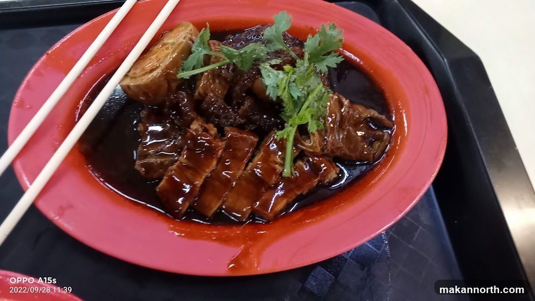 Braised Tofu and Meat Dish