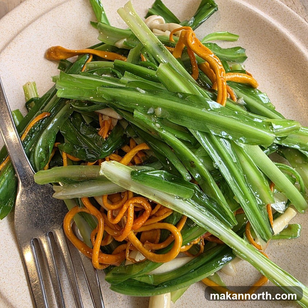 Stir-fried Garlic Chives with Cordyceps