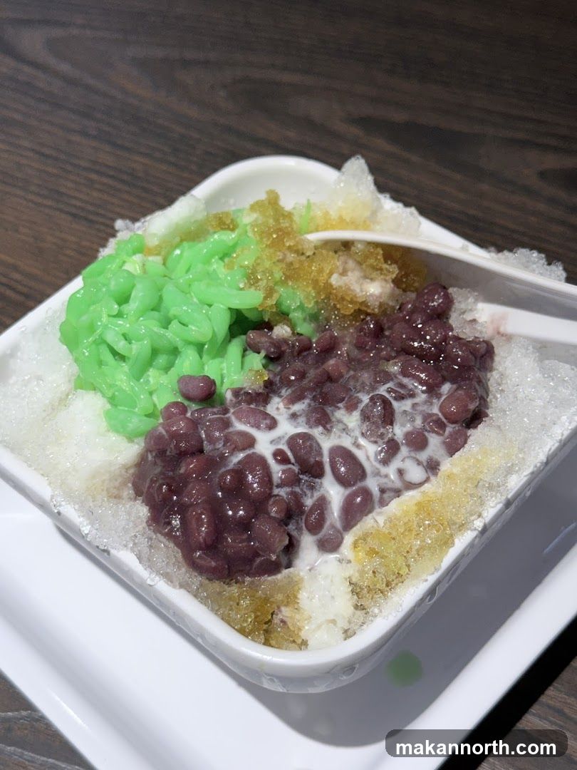 Dessert with Red Beans and Green Noodles