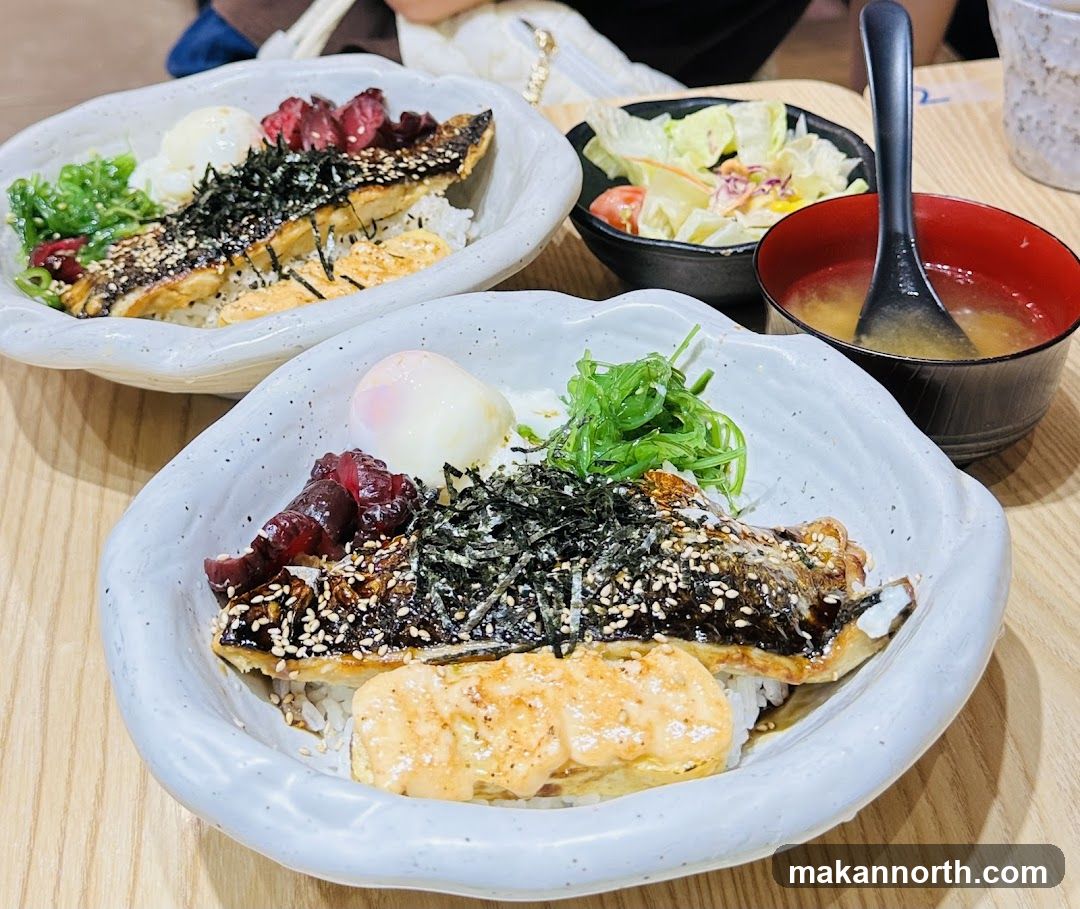 Japanese Rice Bowls with Fish