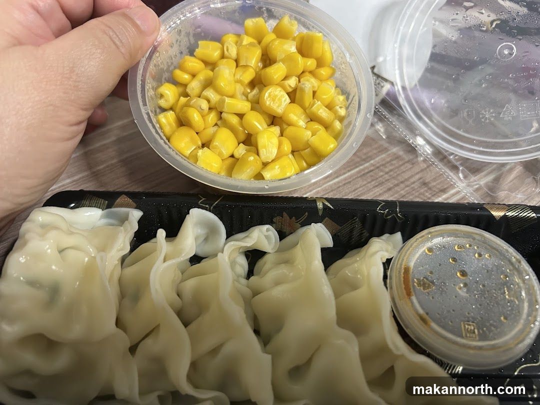 Dumplings with Corn and Dipping Sauce