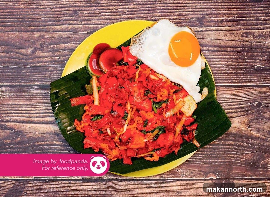 Fried Noodles with Fried Egg