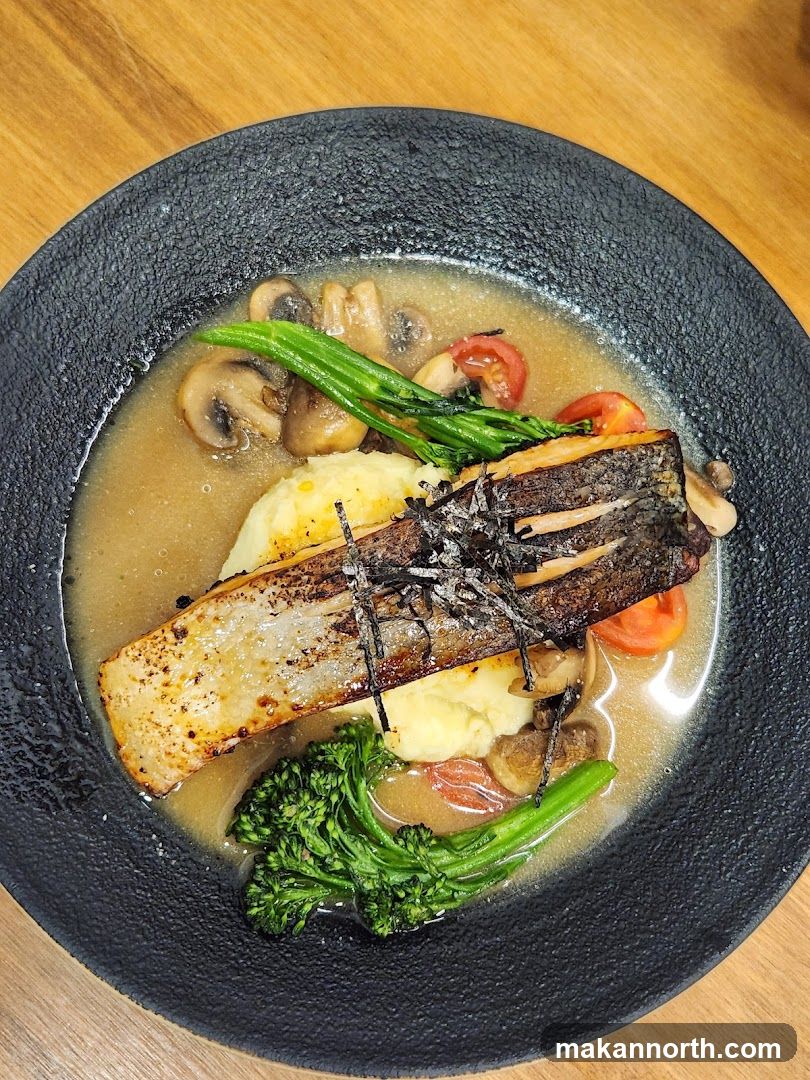 Pan-Seared Fish with Mashed Potatoes and Vegetables