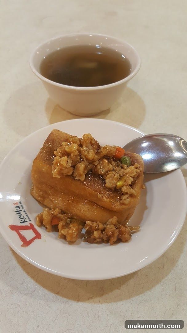 Fried Tofu with Toppings and Soup