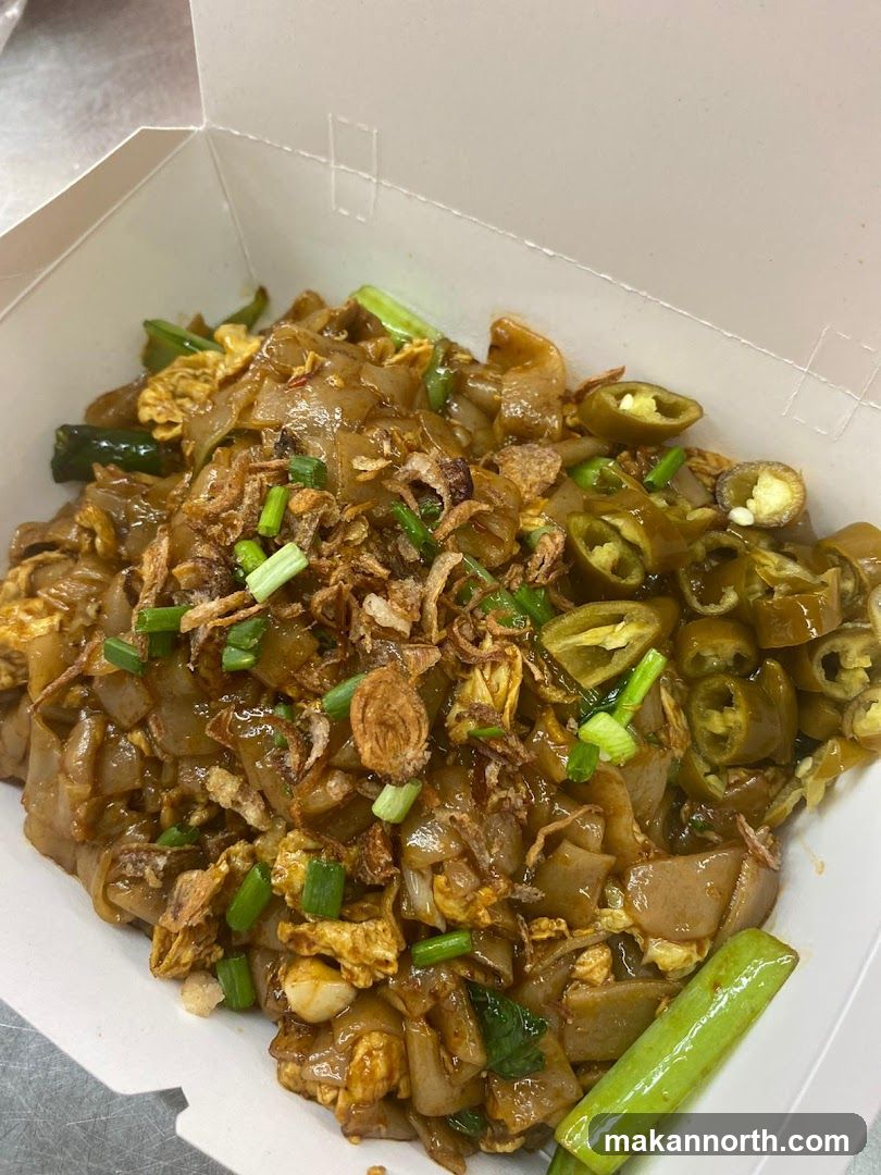 Noodles with chili and scallions