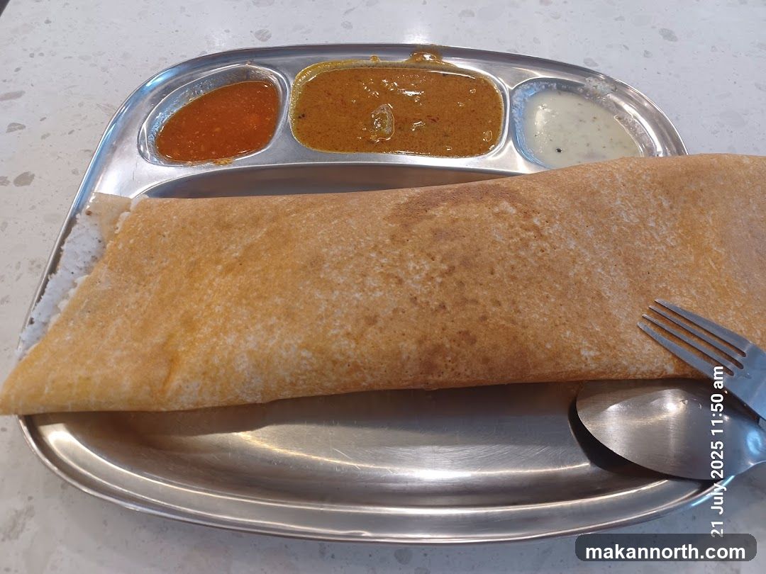 Dosa with accompaniments