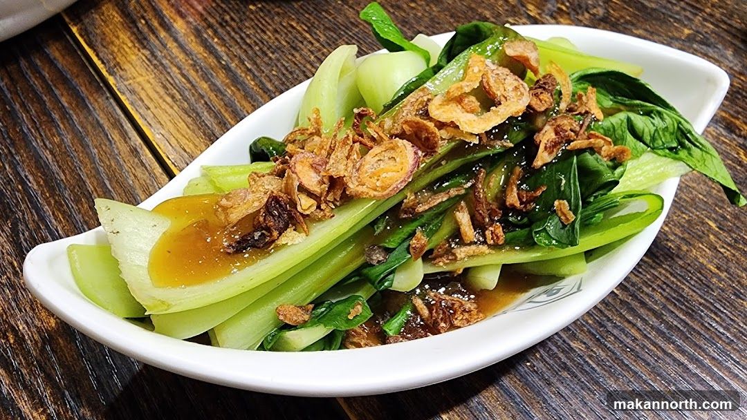 Stir-fried Bok Choy with Crispy Shallots