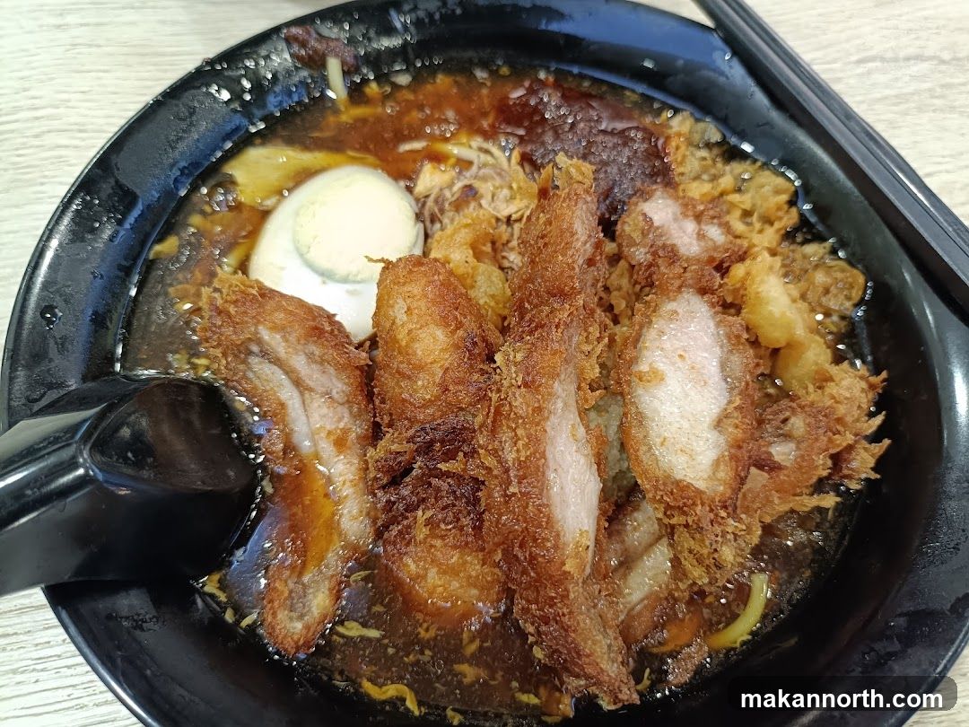 Noodle Soup with Fried Pork