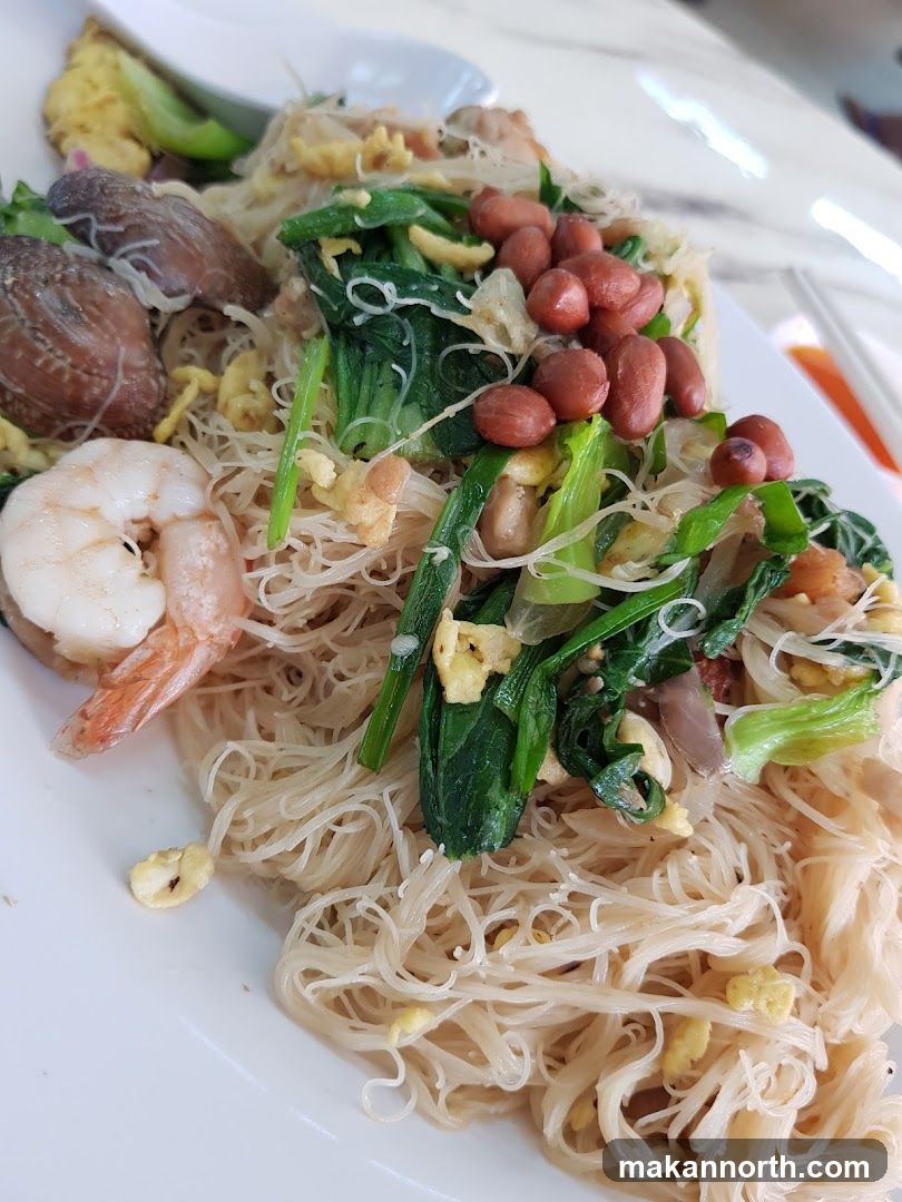 Noodles with Shrimp and Vegetables
