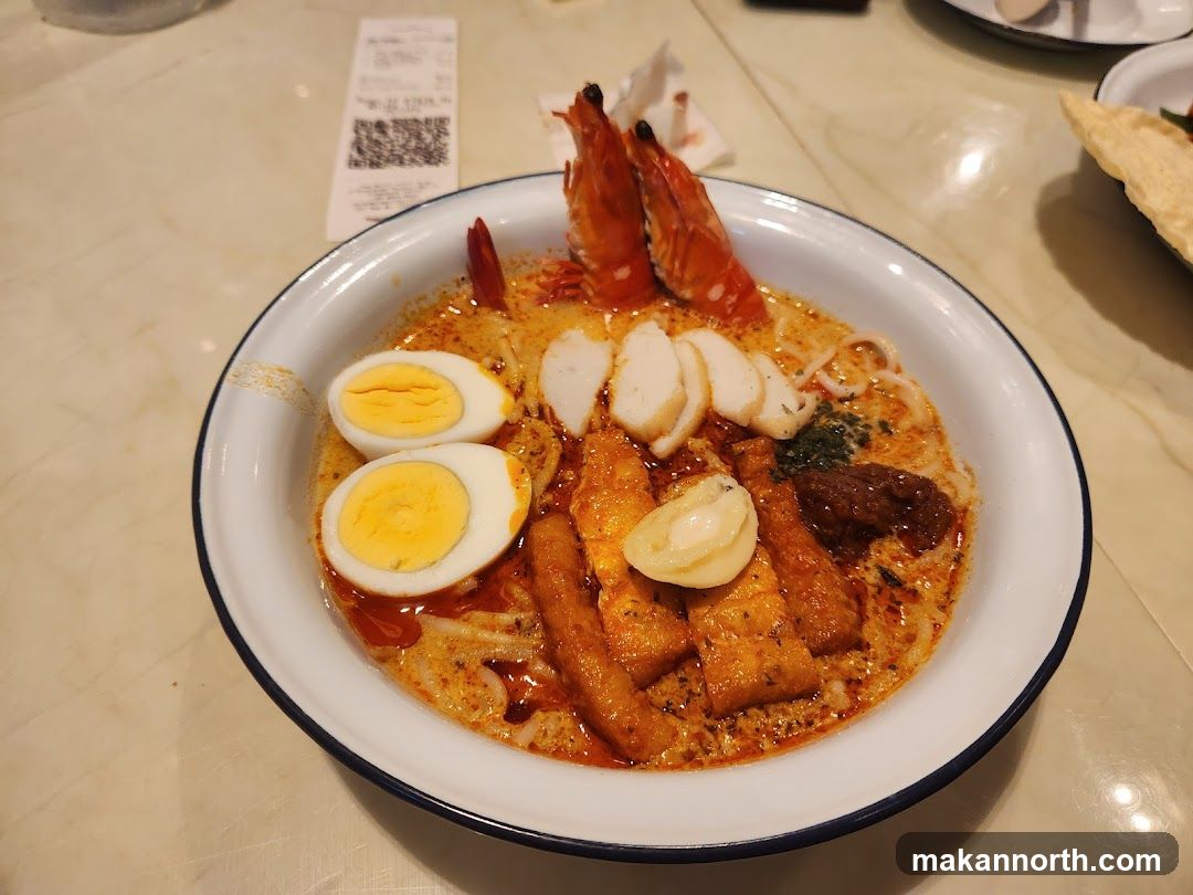 Laksa with Prawns and Eggs
