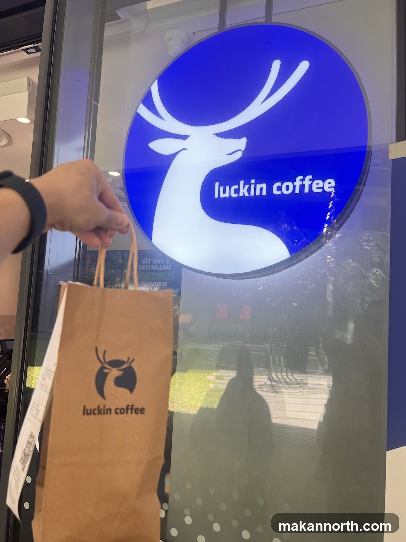 luckin coffee - Woods Square