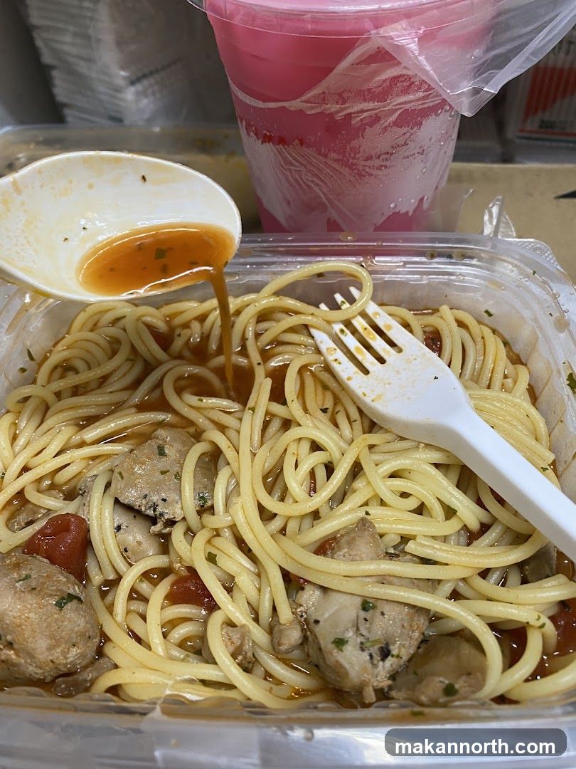 Spaghetti with Chicken and Tomatoes