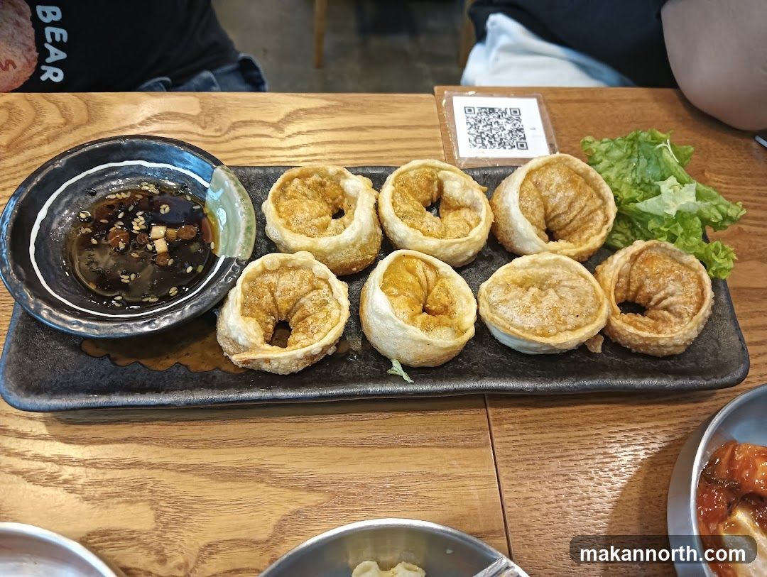 Fried Dumplings with Dipping Sauce