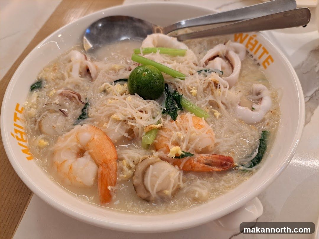 White Restaurant (Sun Plaza)