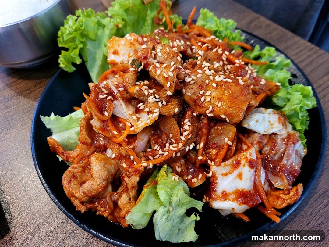 Spicy Pork and Kimchi Stir-fry