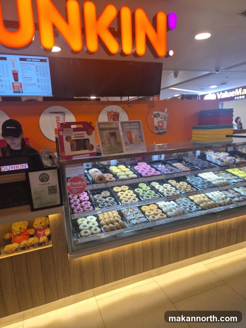 Dunkin' Sun Plaza
