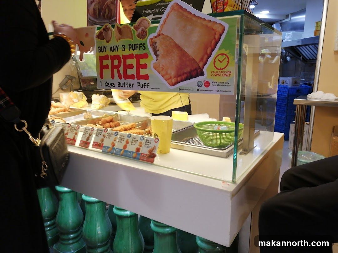 Food display with promotion