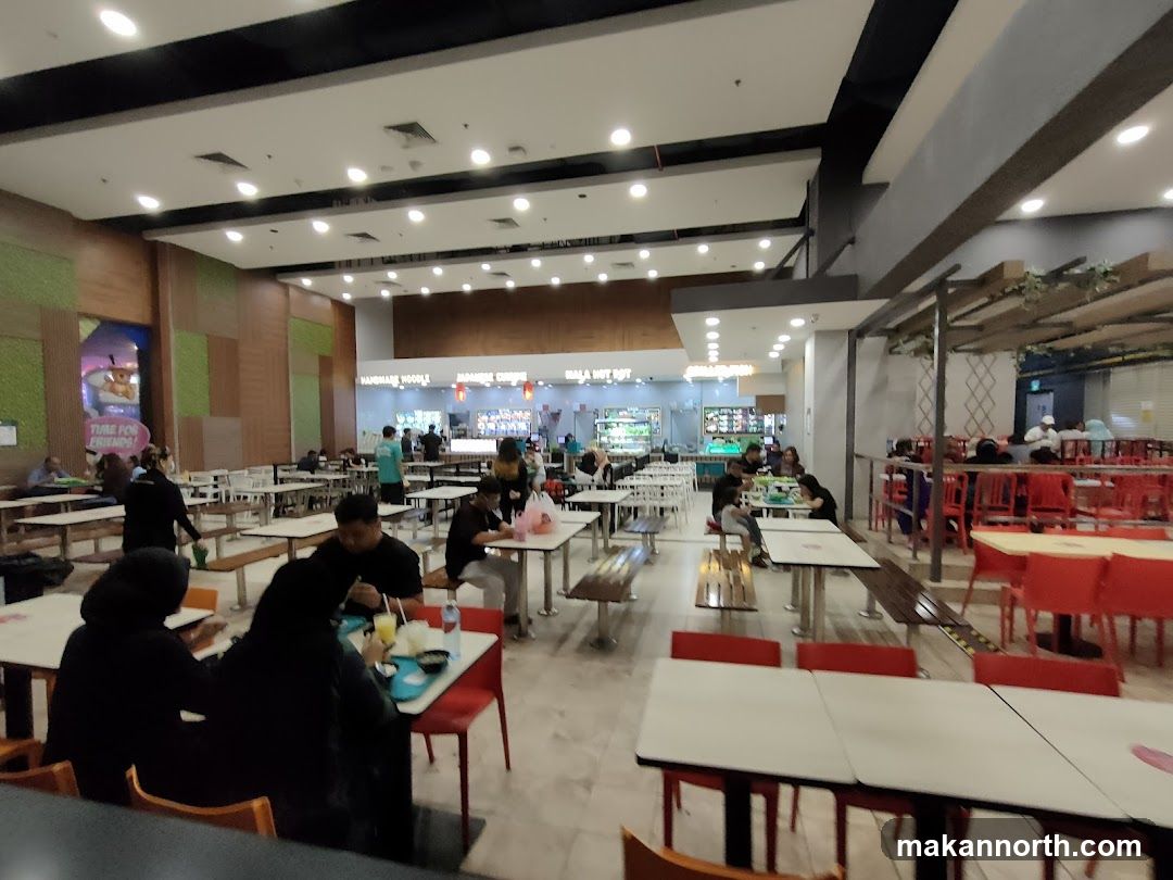 Food Court