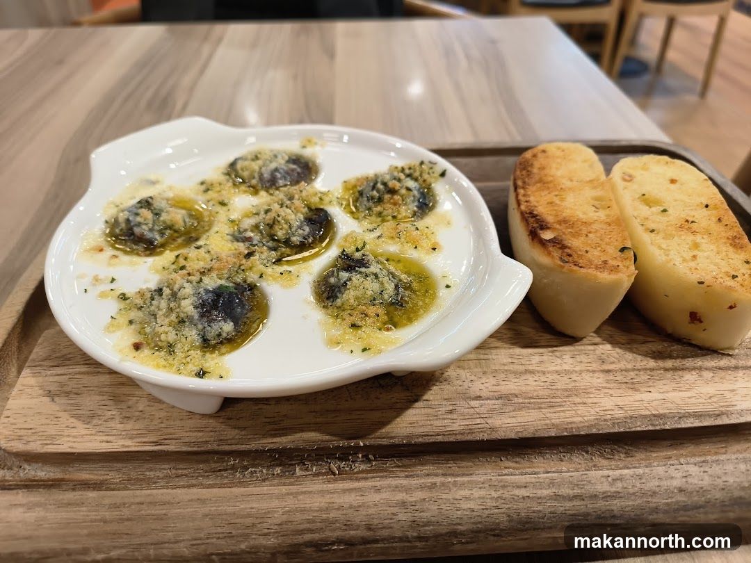 Escargots with Garlic Bread