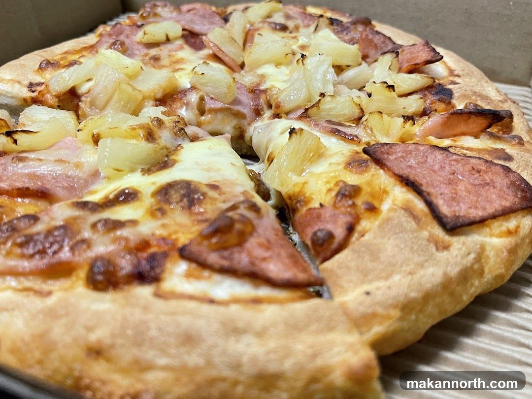 Hawaiian Pizza