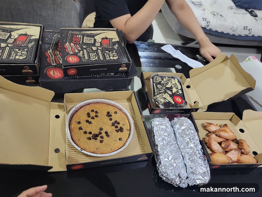Pizza Hut Meal