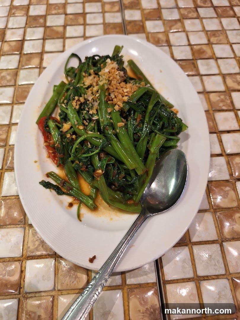 Stir-fried Water Spinach