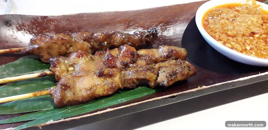 Chicken Satay with Peanut Sauce