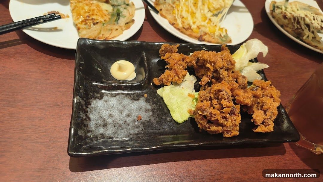 Fried Chicken and Pizza